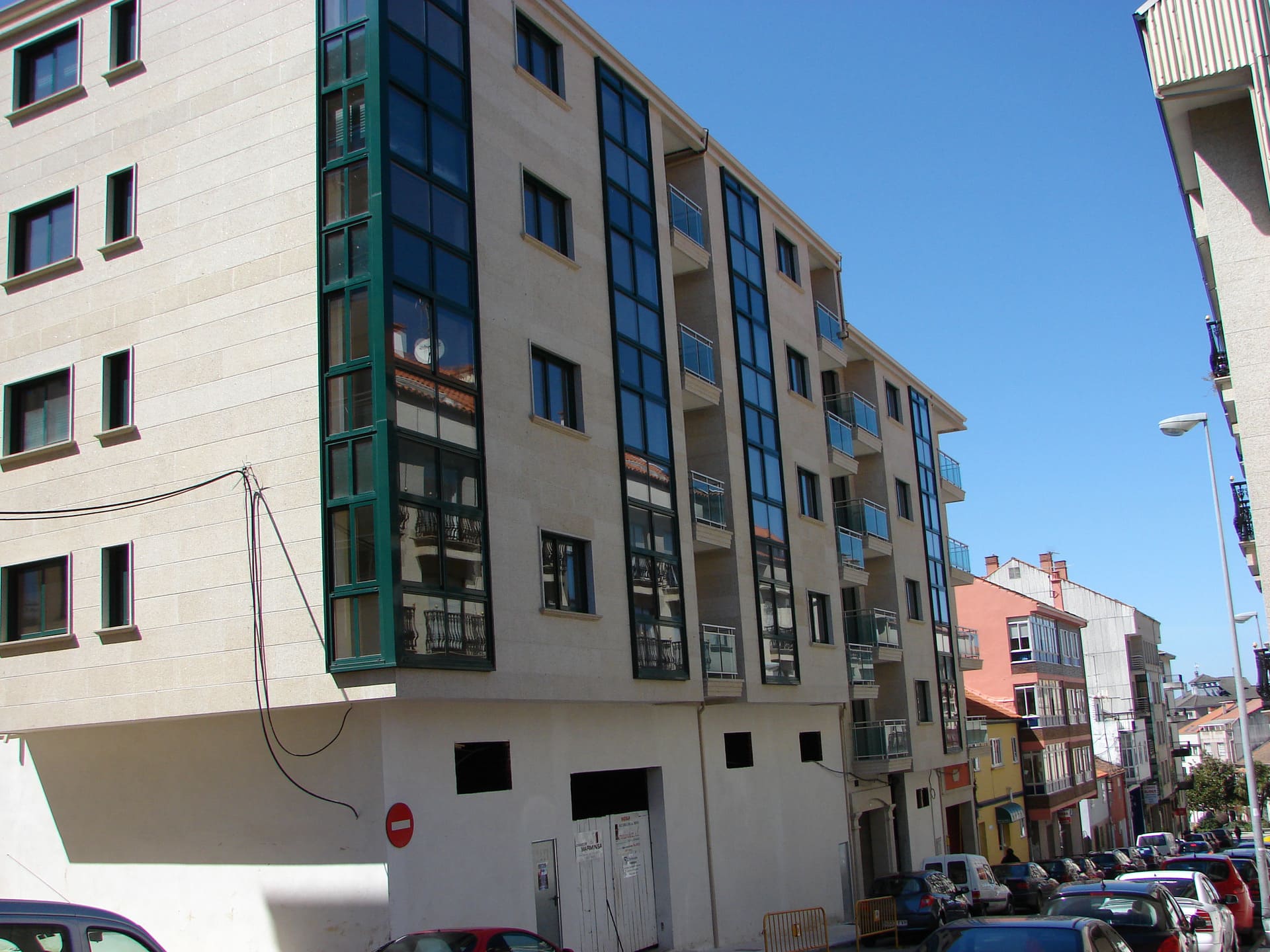 Edificio Viviendas Calle Calzada Lalín